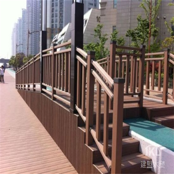 北京木塑花架木塑围栏